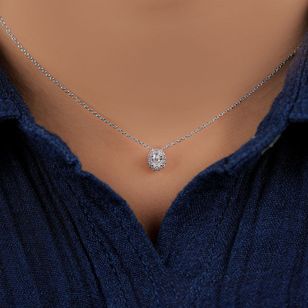 Majestic Radiance Diamond Pendant
